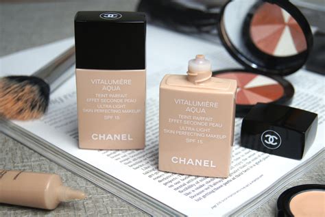 chanel vitalumiere aqua compact makeupalley|vitalumiere aqua review.